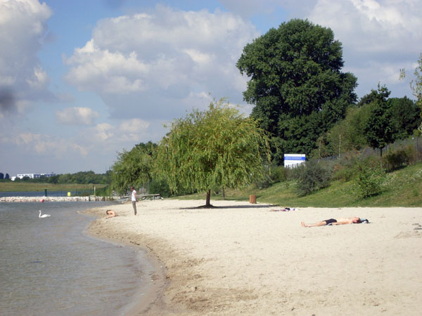 markkleeberger see leipzig sandstrand