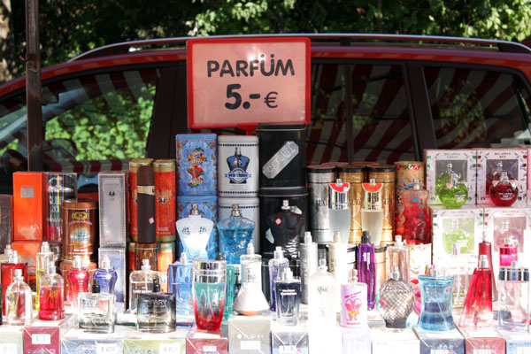 Verbrauchermarkt am Sportforum Parfum