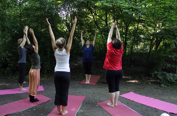 Yoga draußen leipzig Stadtgarten Connewitz