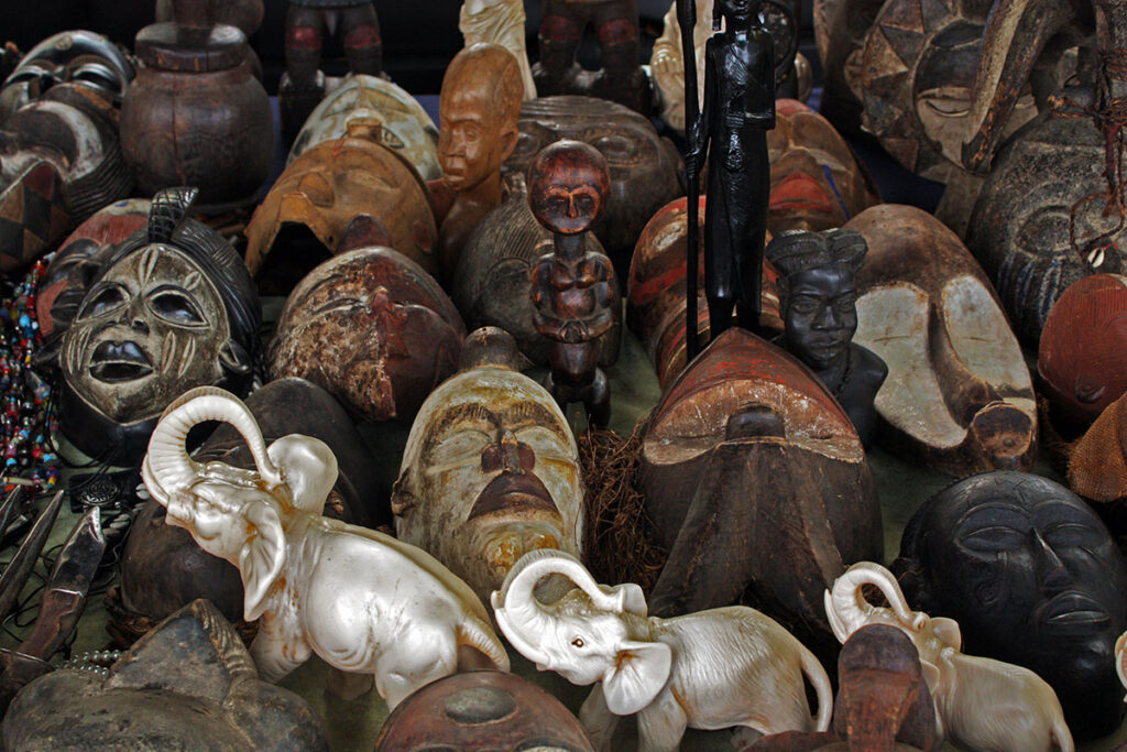 masken flohmarkt leipzig