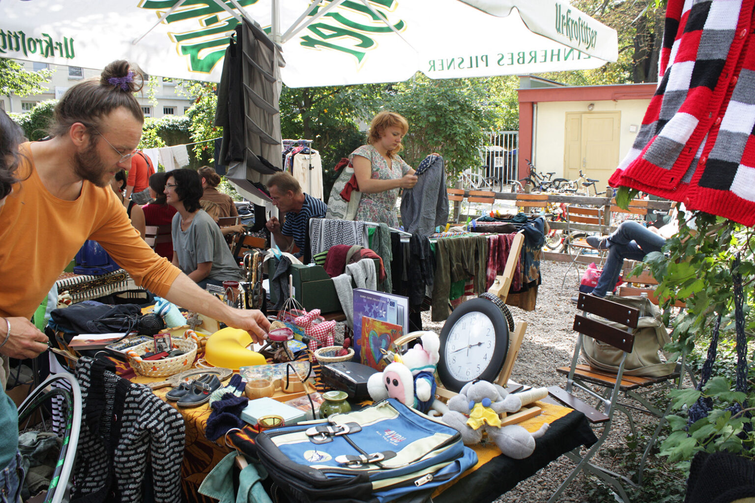 Ilses Erika Flohmarkt im Biergarten Erst 2025 wieder