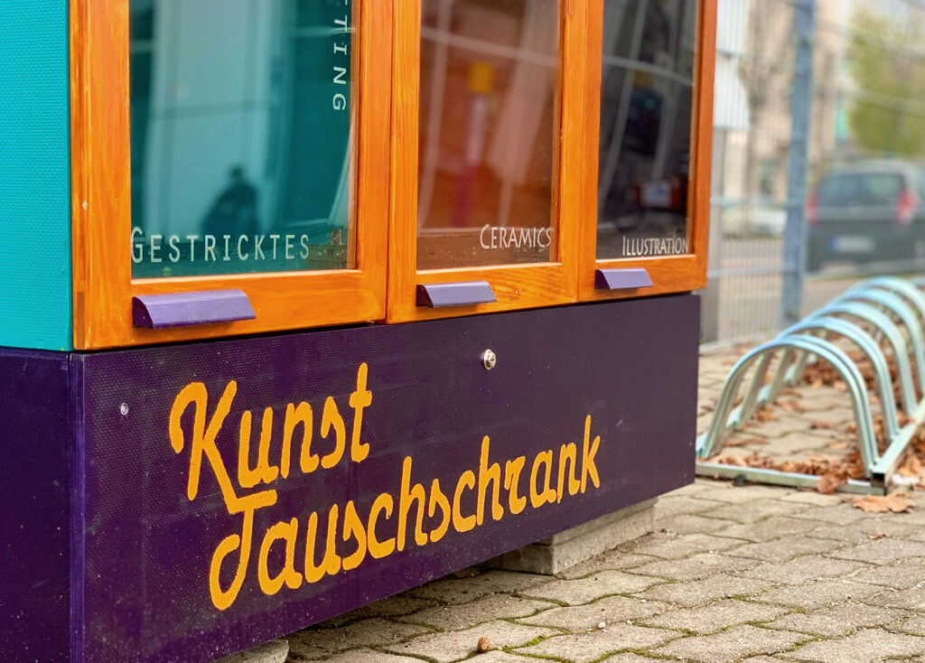 Kunst-Tausch-Schrank in Leipzig