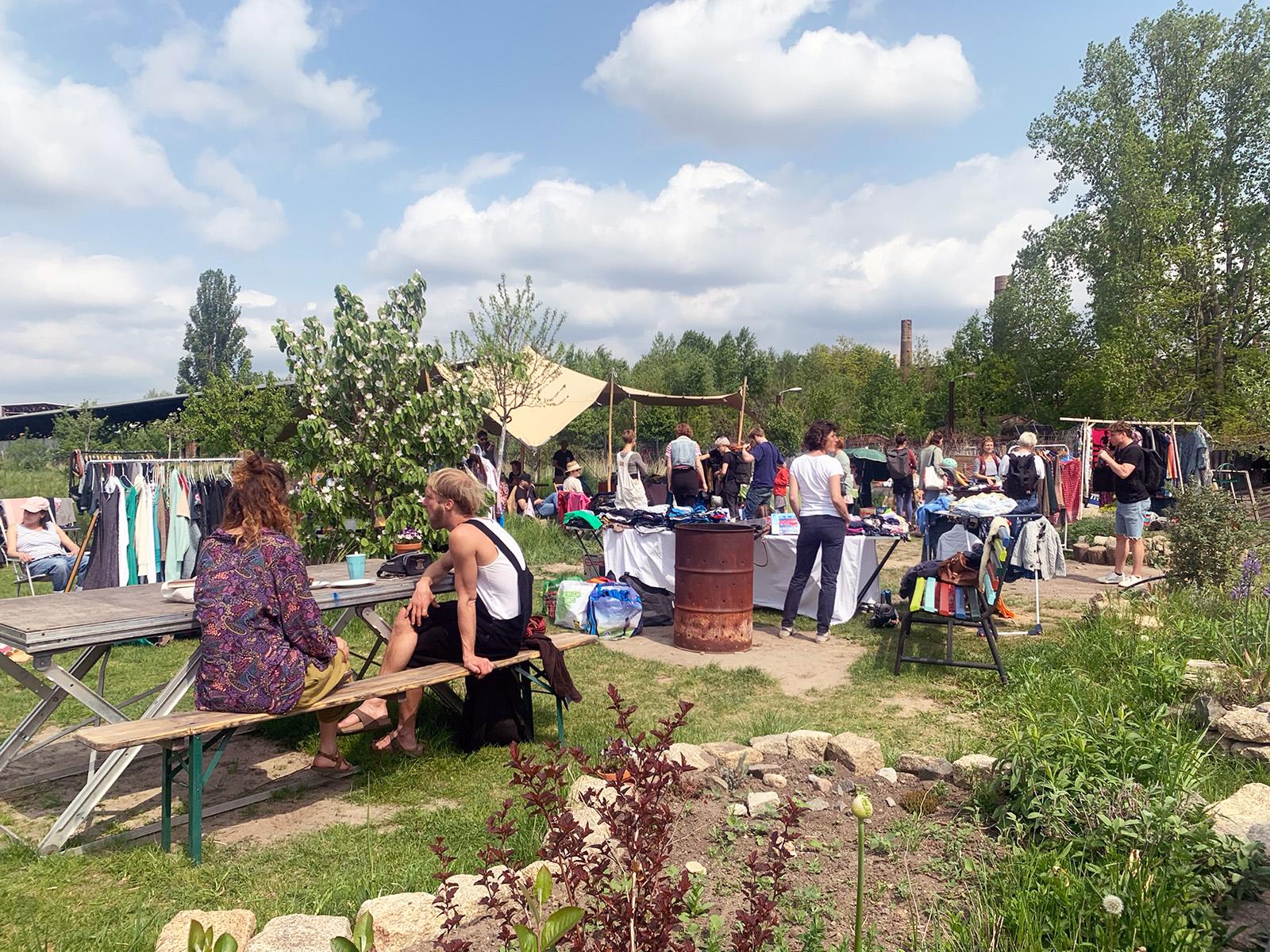 Heiter bis Wolkig Flohmarkt