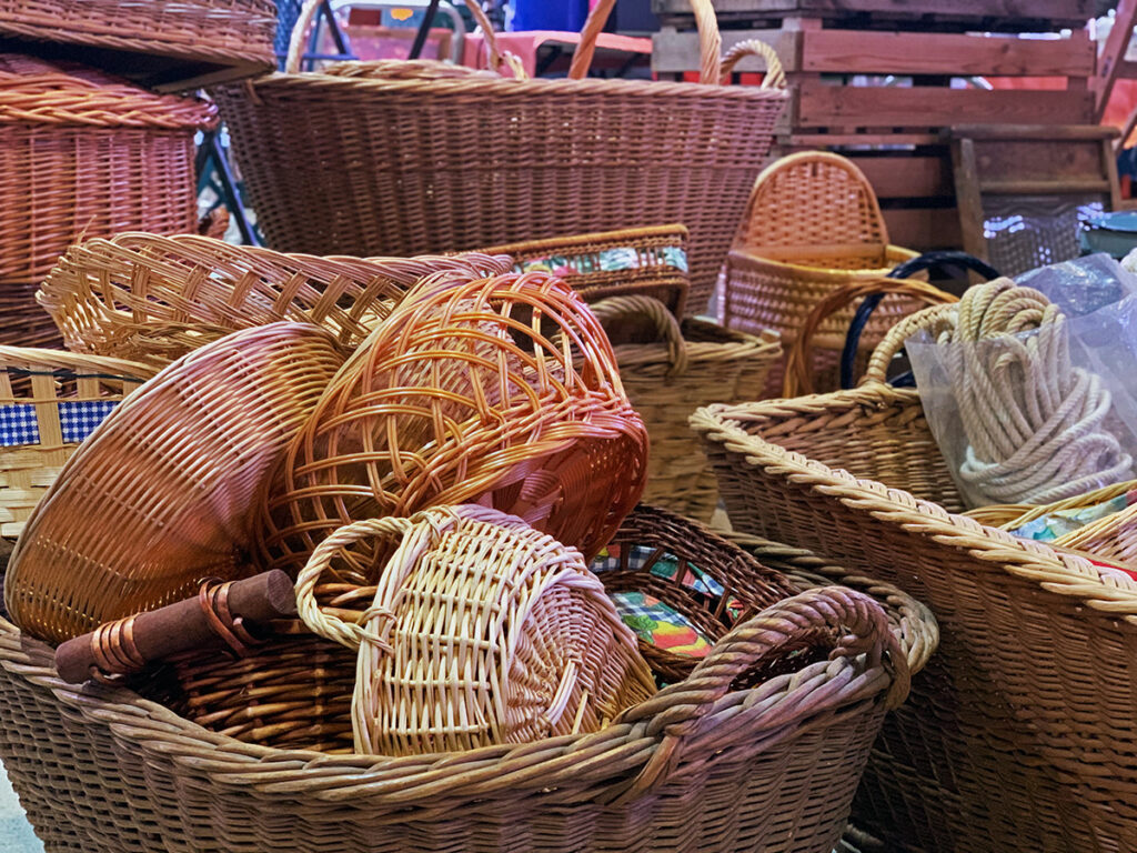 Nachtflohmarkt Leipzig Korbwaren