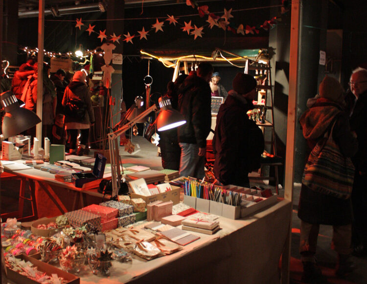WERK 2 Weihnachtsmarkt Weihnachten am Kreuz 2024