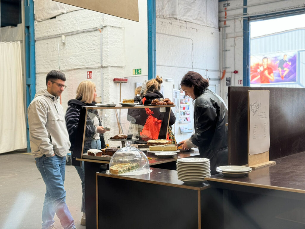 Samstagsmarkt Plagwitzer Markthalle einkaufen