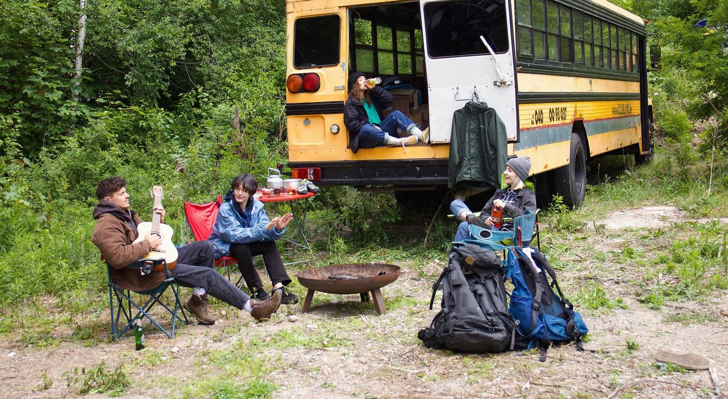 One Million Miles Marcus Hopfe Schulbus