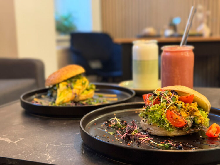 HIN &amp; VEG | Wohliges Frühstückscafé in der Südvorstadt