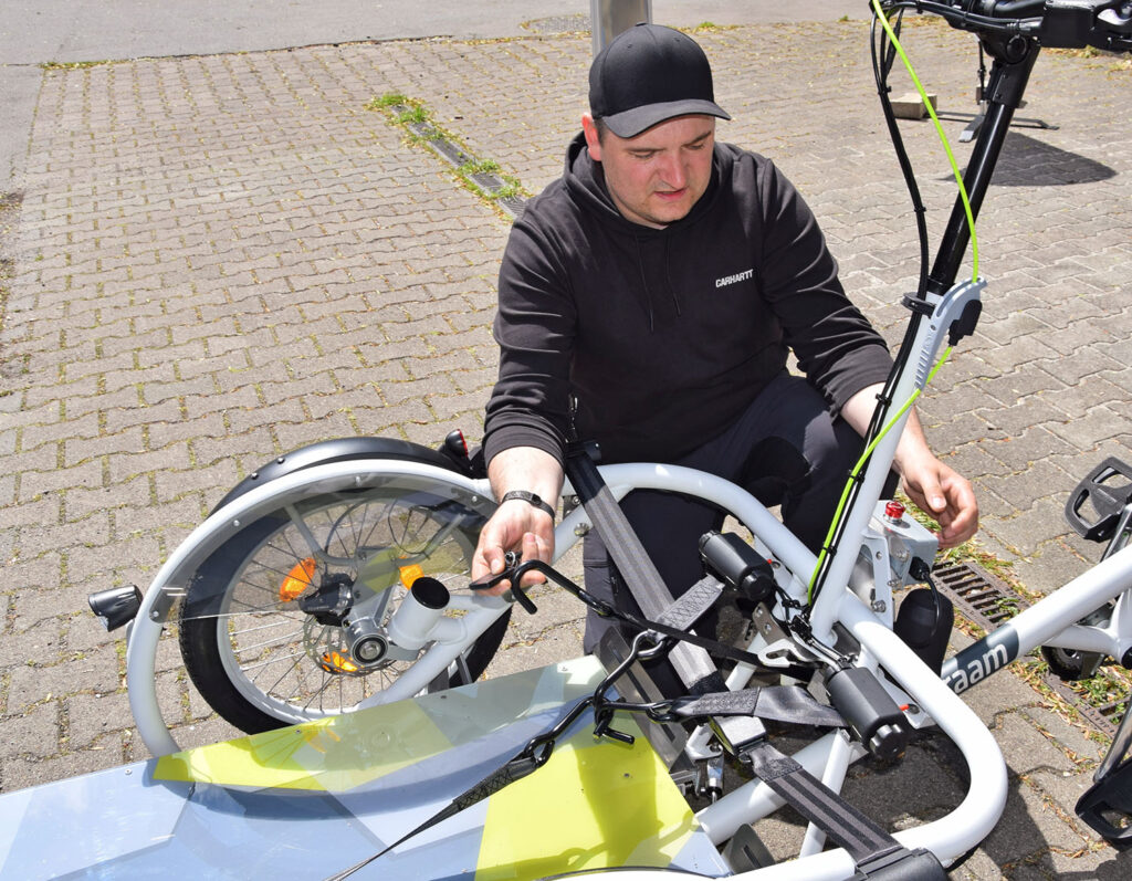Winde_ADFC_Leipzig-Rollstuhl-Fahrrad-Buergerstiftung_Leipzig__c__Angelika_Kell.JPG