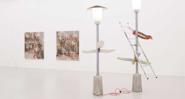 Jonas Fahrenberger Zwischen Flur und Treppenhaus