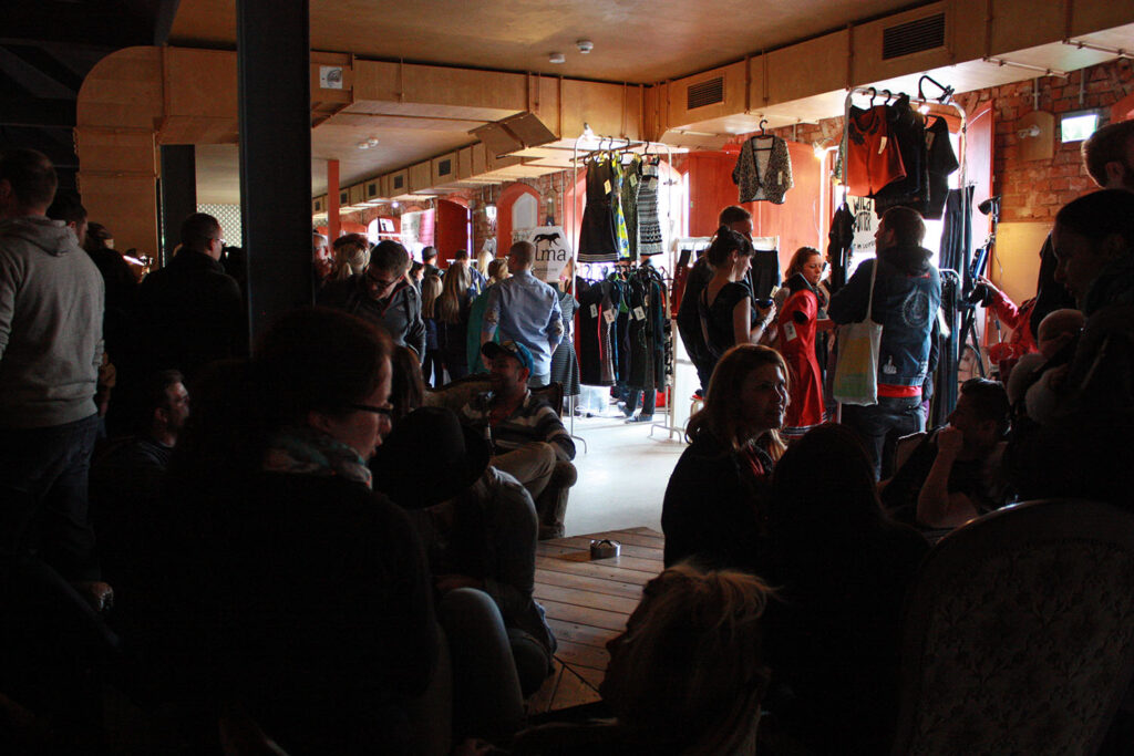 Täubchenthal Flohmarkt