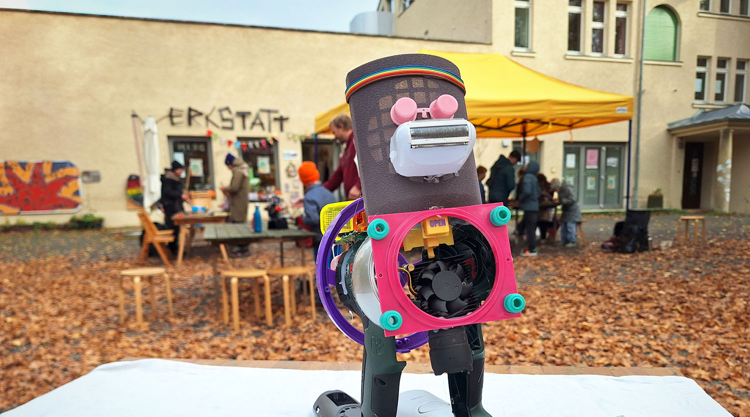 Dekonstruktionscafe_Roboter Leipzig