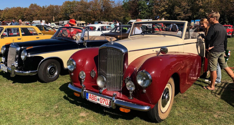 Oldtema Oldtimer Markt Leipzig