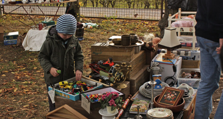 Reudnitzer Hinterhofflohmarkt