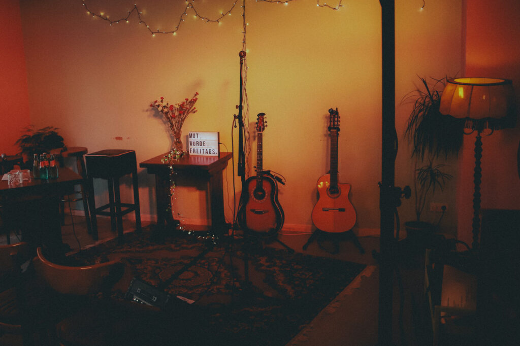 MUT.WÜRDE.FREITAGS.