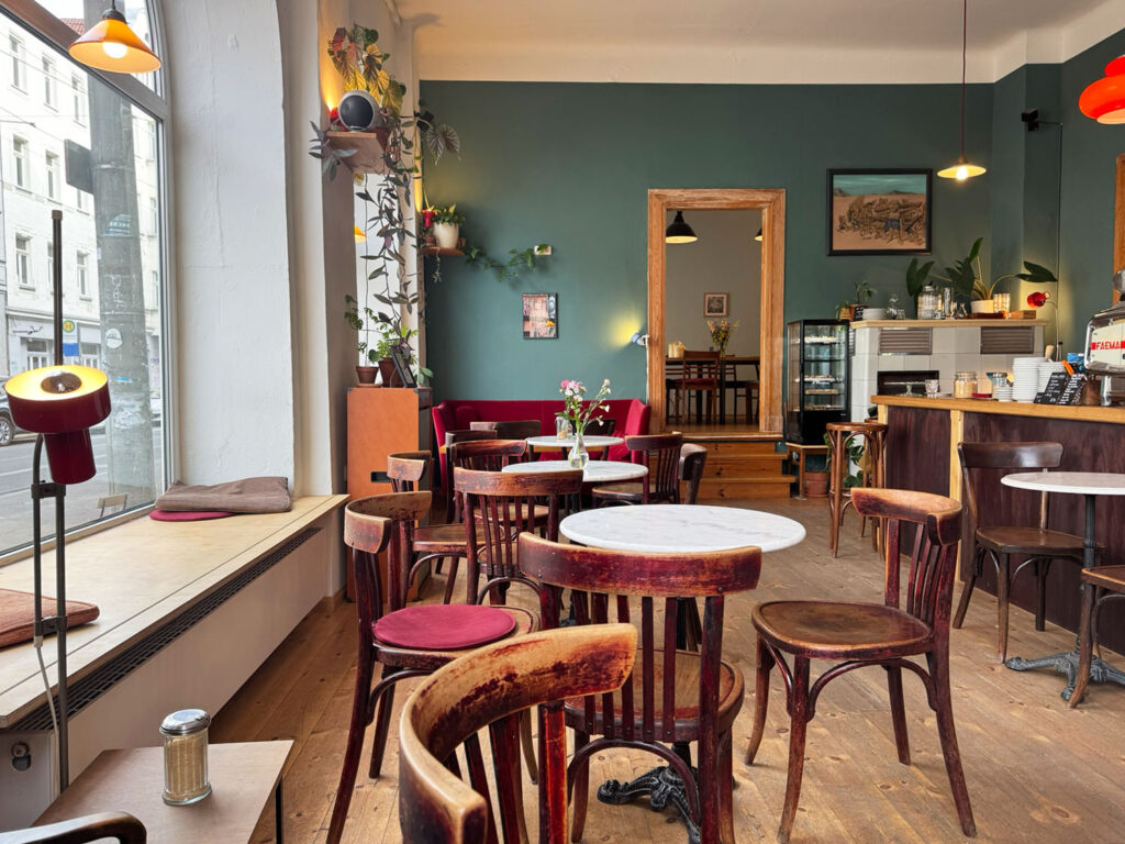 Café Moh Fensterbretter