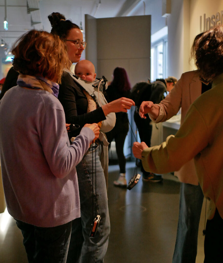 Babys im Museum