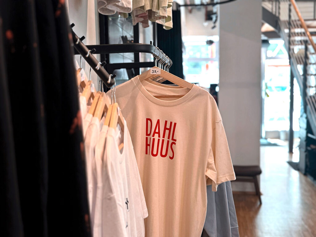 Dahlhuus Piercing Studio Leipzig Klamotten