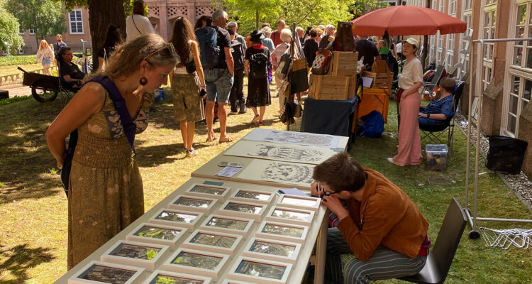 Flohmarkt im Grassi Foto Grassimuseum Leipzig