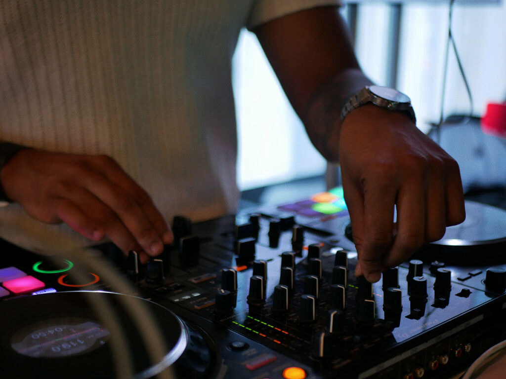 INNSiDE by Meliá Skylounge DJ