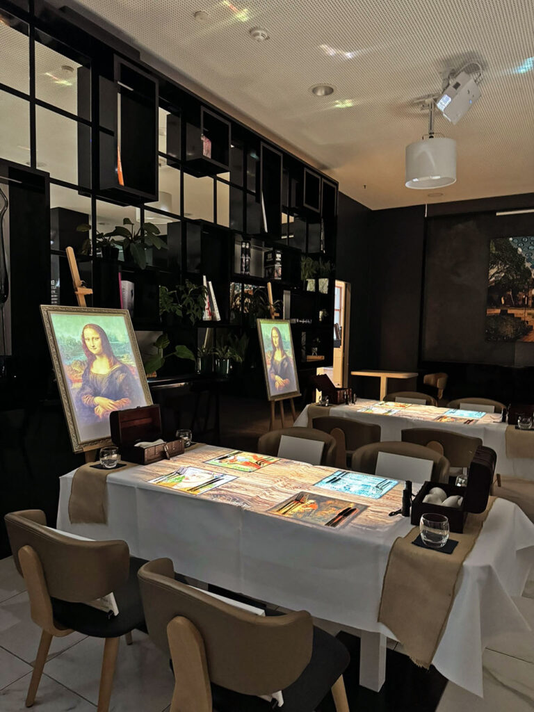 INNside by Melia Dinner Show