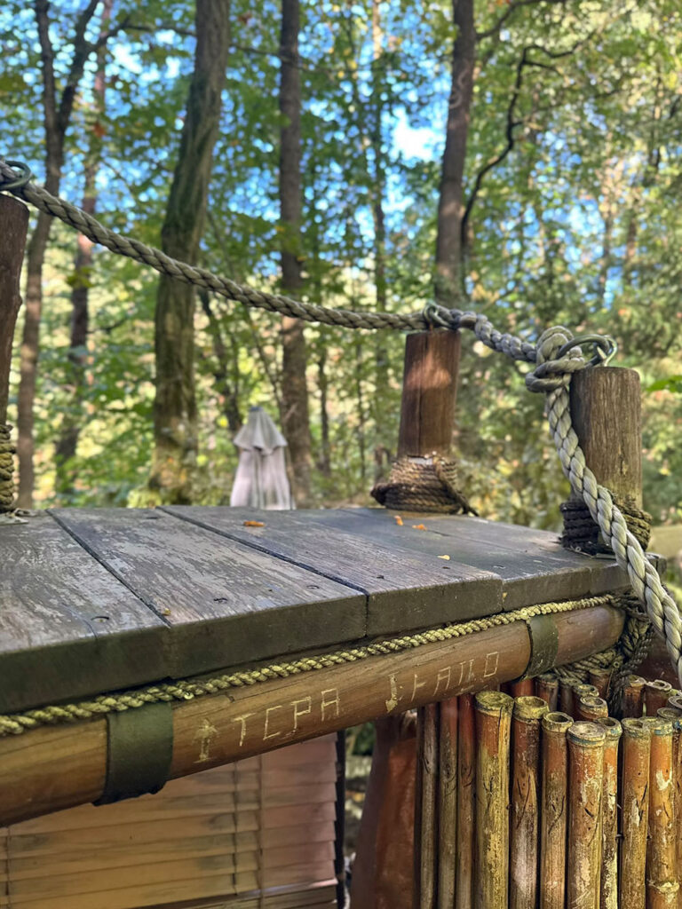 Waldfloß Unterkunft